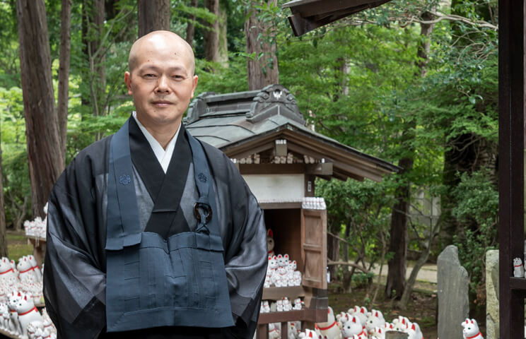 Mr. Tessai Kasukawa Chief Priest, Gotoku-ji Temple